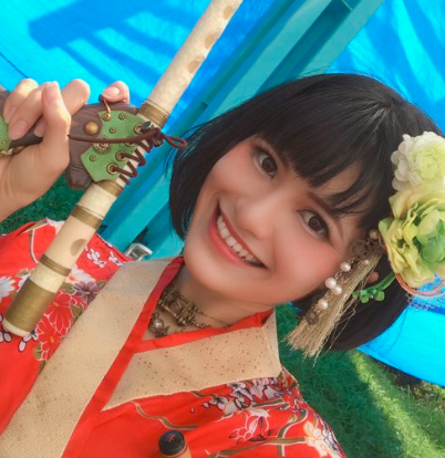 エリー・コニファー 前世